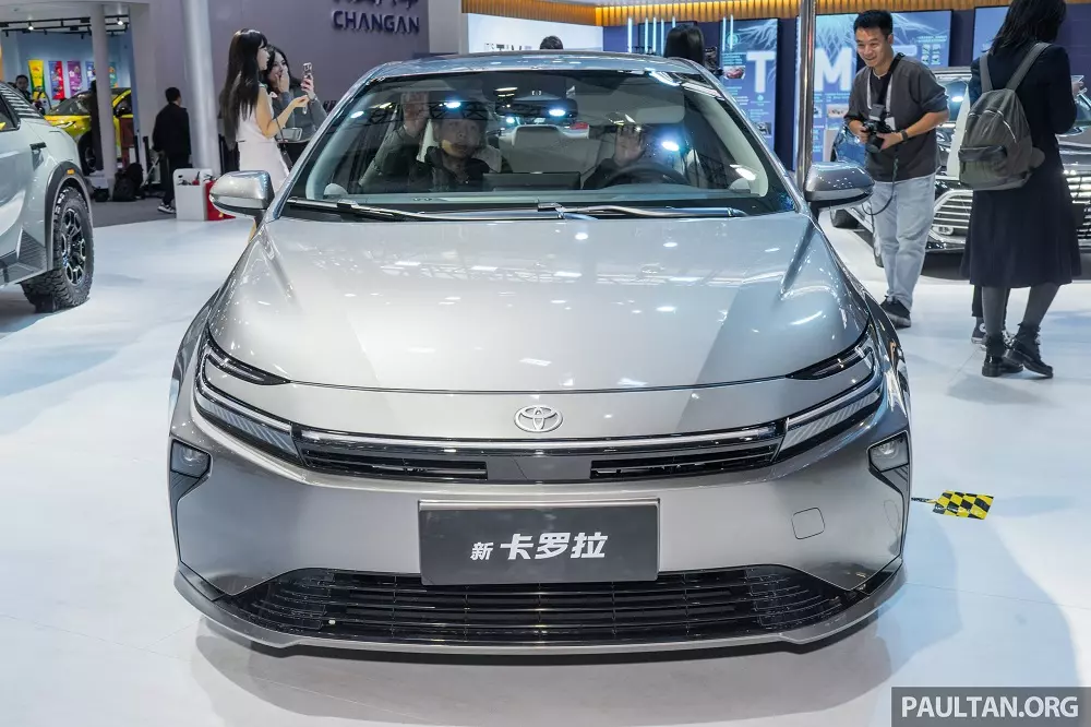 Toyota Corolla 2026 nhìn từ phía trước