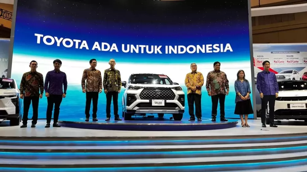 Toyota Veloz Hybrid ra mắt toàn cầu tại Indonesia