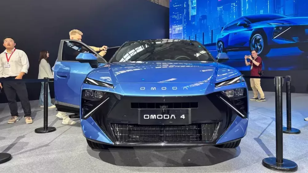 Omoda 4 sở hữu thiết kế theo phong cách siêu xe Lamborghini Urus Omoda 4 sở hữu thiết kế theo phong cách siêu xe Lamborghini Urus