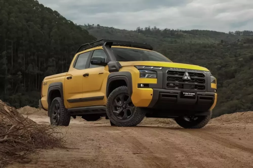 Mitsubishi Triton Savana 2026 - cỗ máy off-road với màu sơn độc quyền