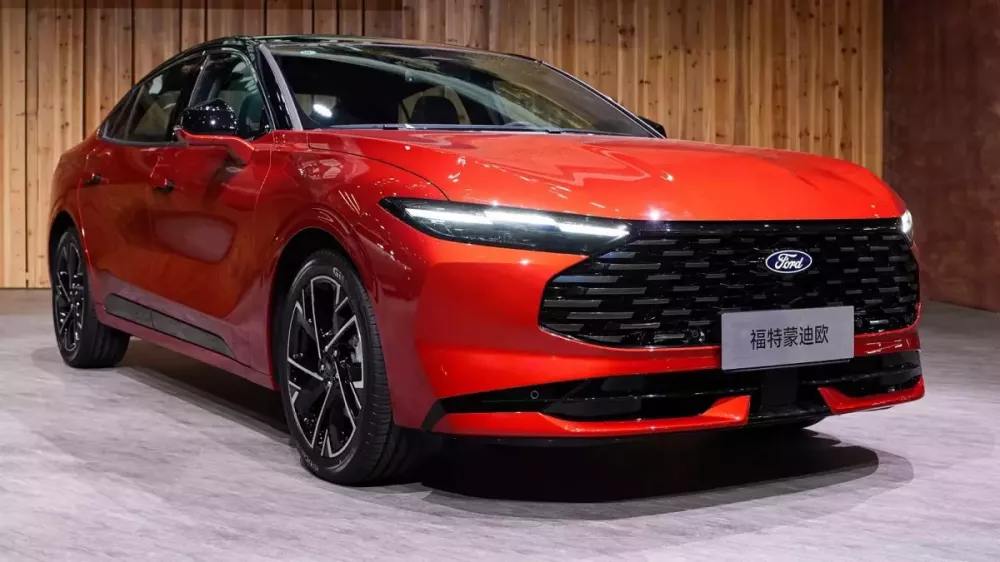 Ford Mondeo 2026 vẫn dùng động cơ cũ nhưng tăng nhẹ về công suất