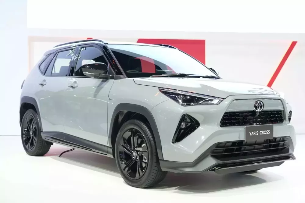 Toyota Yaris Cross Nightshade chỉ dùng động cơ hybrid