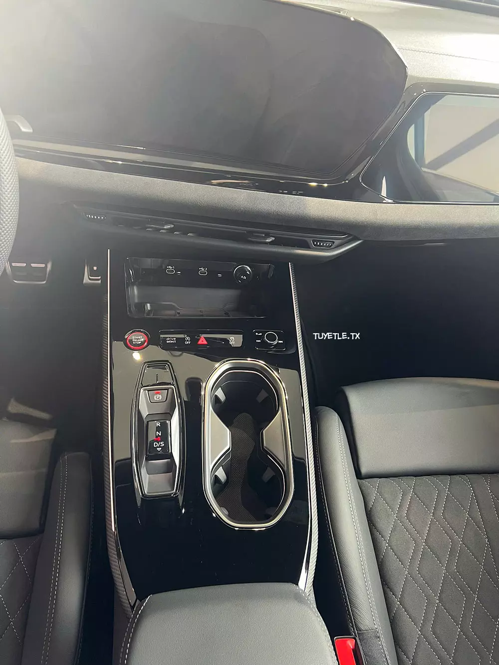 Cụm điều khiển trung tâm của Audi A6 