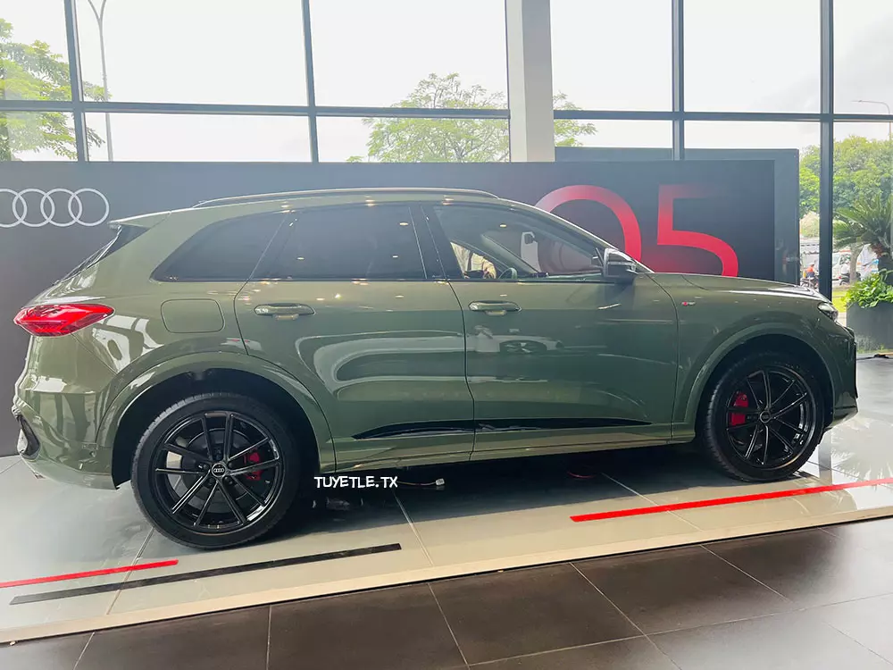 Audi Q5 có nhiều loại mâm với đường kính lớn nhất 21 inch