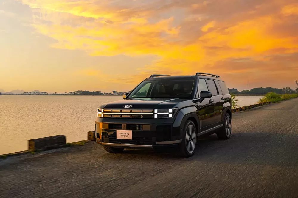 Hyundai Santa Fe Hybrid 2026 sở hữu nhiều tính năng an toàn chủ động