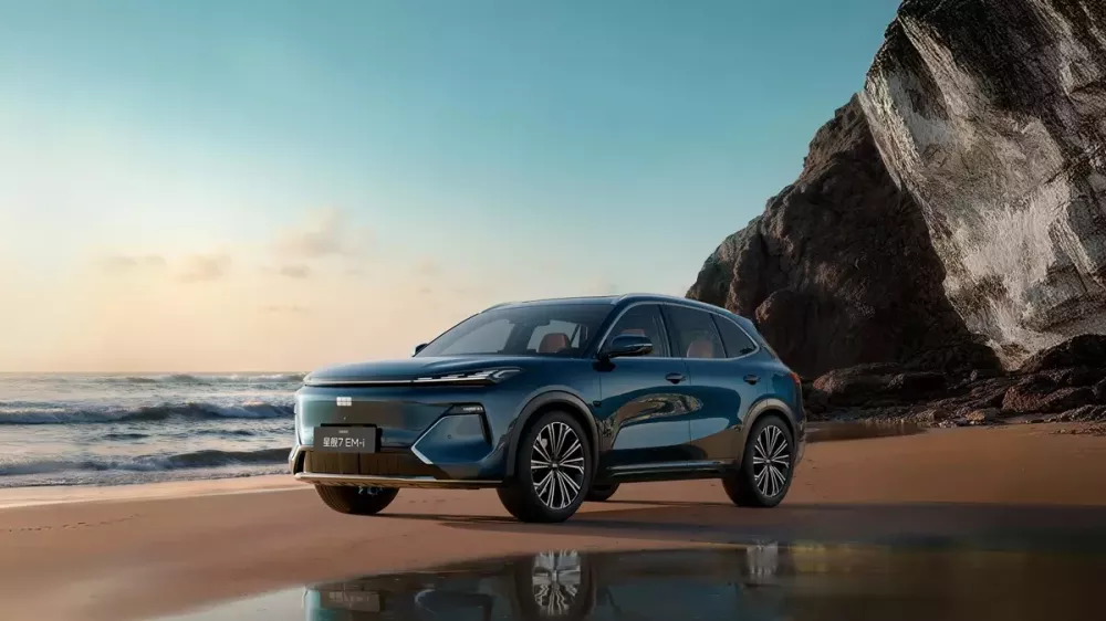 Geely EX5 phiên bản hybrid sẽ được bán ở Việt Nam vào năm sau Geely EX5 phiên bản hybrid sẽ được bán ở Việt Nam vào năm sau