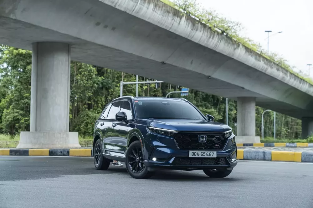 Honda CR-V được giảm giá 80 triệu, bản tiêu chuẩn chỉ còn 949 triệu đồng Honda CR-V được giảm giá 80 triệu, bản tiêu chuẩn chỉ còn 949 triệu đồng