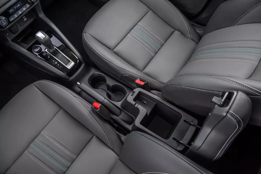 Cụm điều khiển trung tâm của Nissan Kait Cụm điều khiển trung tâm của Nissan Kait