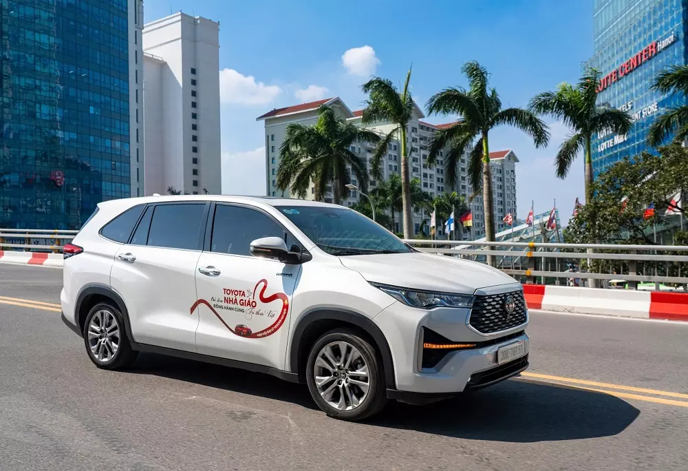 Giáo viên, bác sĩ mua xe Toyota trong tháng 12 được hưởng chính sách vay 100% giá trị xe.