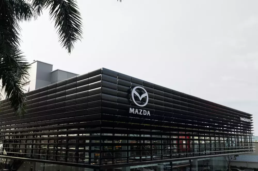 Showroom Mazda Flagship đầu tiên tại Đông Nam Á được khai trương ở Việt Nam Showroom Mazda Flagship đầu tiên tại Đông Nam Á được khai trương ở Việt Nam