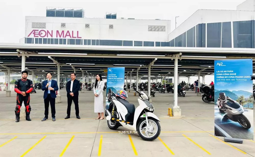 Sự kiện Mô phỏng công nghệ chống bó cứng phanh dành cho xe máy (M-ABS) tại Hà Nội Sự kiện Mô phỏng công nghệ chống bó cứng phanh dành cho xe máy (M-ABS) tại Hà Nội