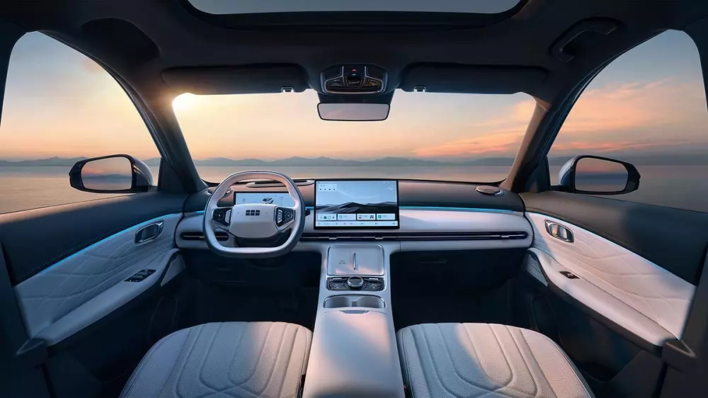 Khoang lái của Geely EX5 EM-i 