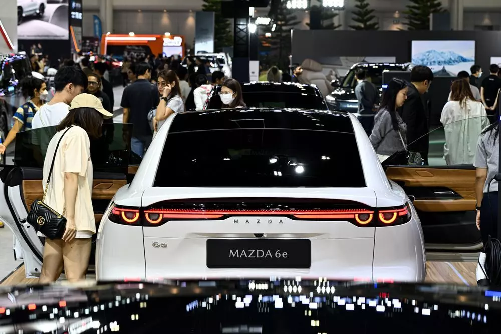 Mazda 6e nhìn từ phía sau