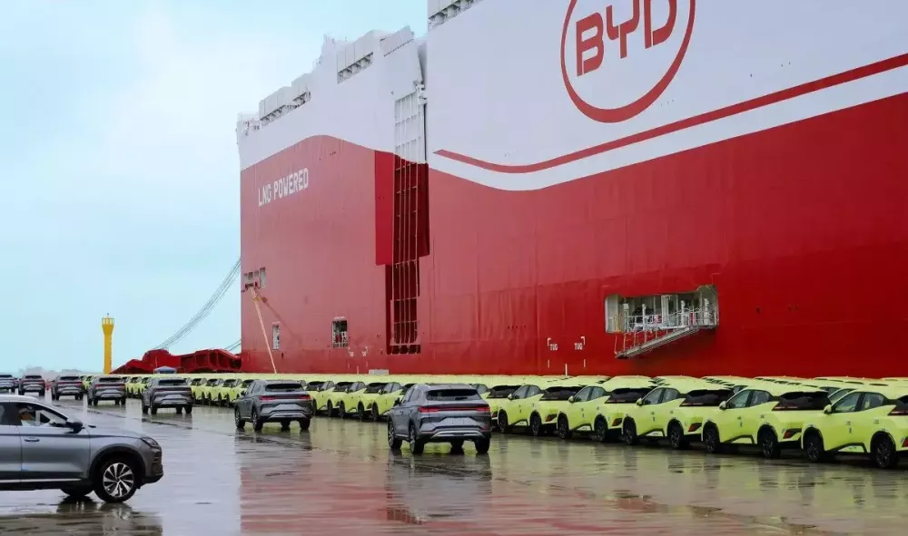 Xuất khẩu xe điện Trung Quốc bùng nổ khiến các thương hiệu phương Tây đau đầu tìm cách đối phó Xuất khẩu xe điện Trung Quốc bùng nổ khiến các thương hiệu phương Tây đau đầu tìm cách đối phó