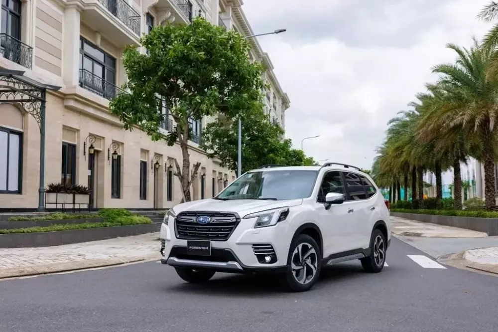 Chưa bán hết xe đời cũ, Subaru giảm giá hơn 300 triệu đồng cho Forester để xả hàng Chưa bán hết xe đời cũ, Subaru giảm giá hơn 300 triệu đồng cho Forester để xả hàng