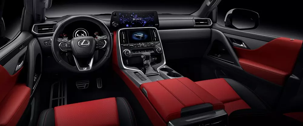 Lexus F Sport được trang bị nội thất vừa thể thao vừa đầy đủ tiện nghi