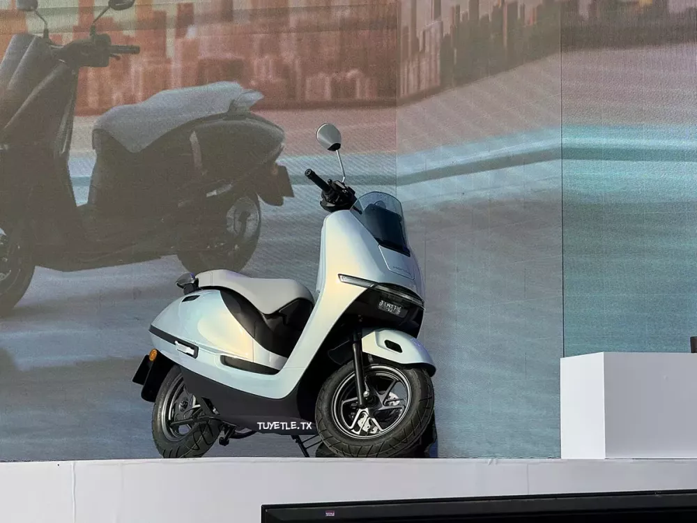 Xe máy điện Honda UC3 hoàn toàn mới lần đầu tiên ra mắt Việt Nam Xe máy điện Honda UC3 hoàn toàn mới lần đầu tiên ra mắt Việt Nam