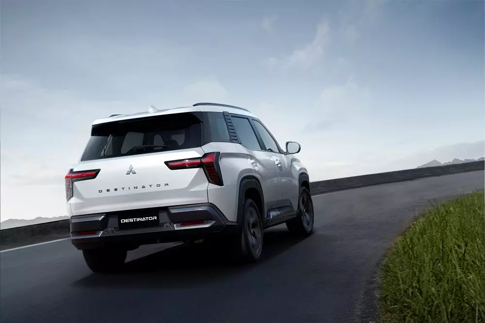 Mitsubishi Destinator mang trên mình thiết kế tương tự Xforce Mitsubishi Destinator mang trên mình thiết kế tương tự Xforce