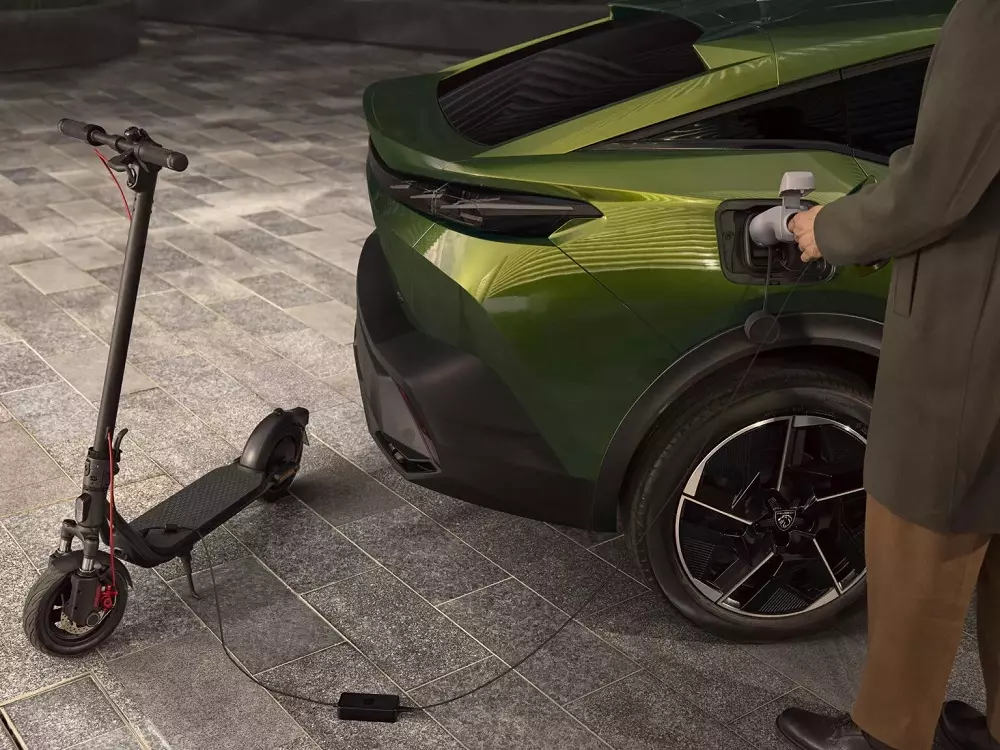 Peugeot 408 2026 có tính năng V2L