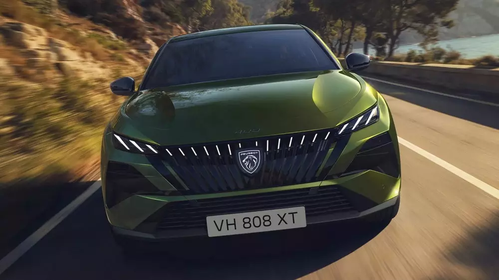 Cận cảnh thiết kế đầu xe của Peugeot 408 2026