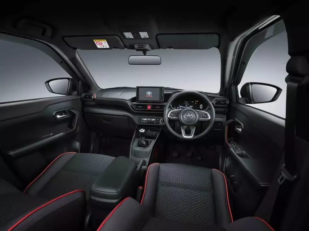 Khoang lái của Toyota Raize 2026
