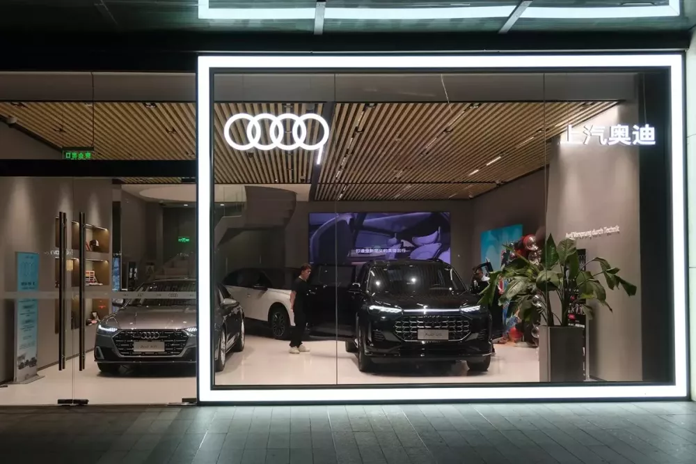 Nhiều hãng xe đóng cửa hàng loạt đại lý vì kinh doanh khó khăn Nhiều hãng xe đóng cửa hàng loạt đại lý vì kinh doanh khó khăn