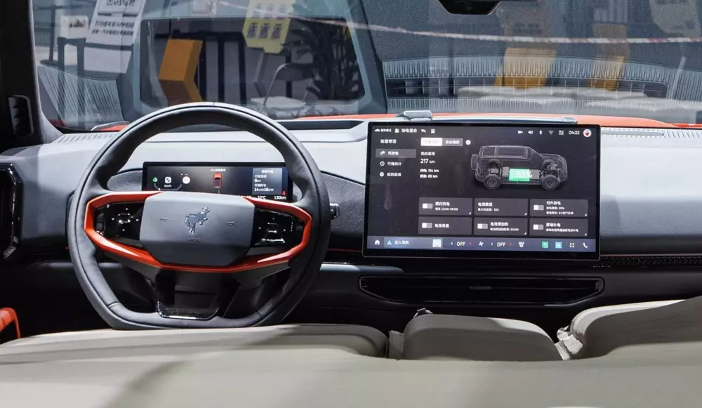 Khoang lái của Ford Bronco Basecamp Khoang lái của Ford Bronco Basecamp