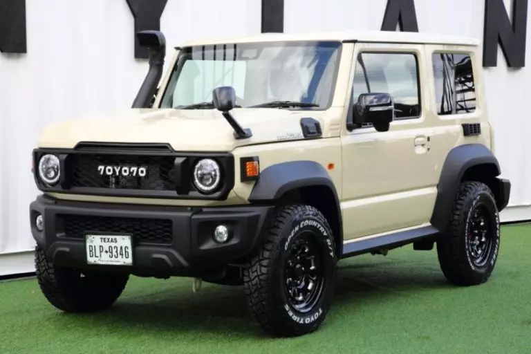 Suzuki Jimny với thiết kế nhái Toyota Land Cruiser 70 Series Suzuki Jimny với thiết kế nhái Toyota Land Cruiser 70 Series