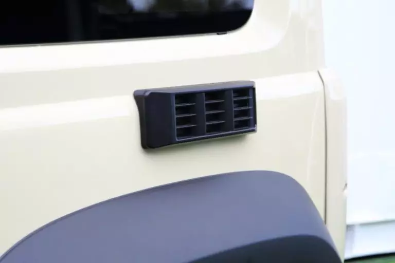 Lưới giả phía sau của Suzuki Jimny độ Lưới giả phía sau của Suzuki Jimny độ