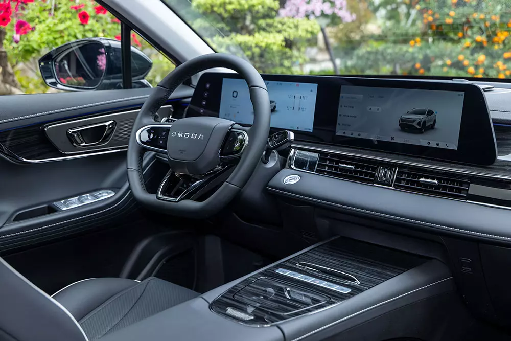 Khoang lái của Omoda C5 HEV
