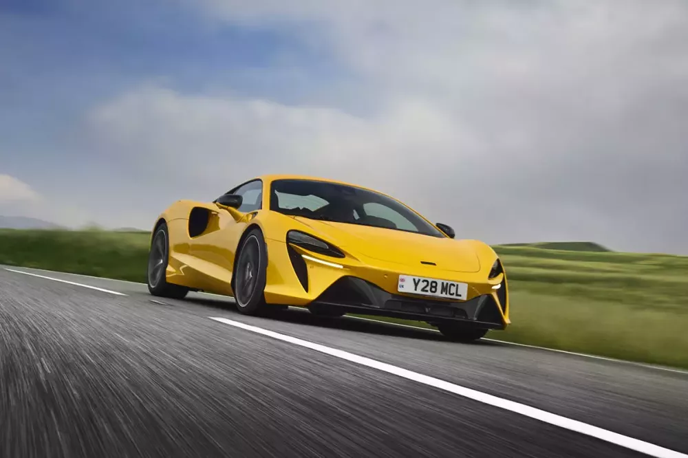 McLaren Artura tại Việt Nam được giảm giá nhờ ưu đãi thuế tiêu thụ đặc biệt dành cho xe hybrid
