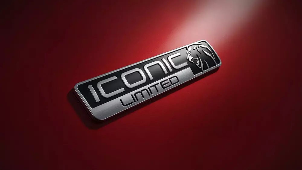 Peugeot 2008 Iconic có thêm logo độc quyền