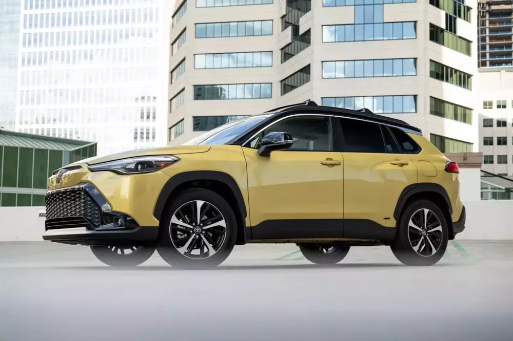 Thay vì ô tô điện, Toyota lại dồn lực sản xuất xe hybrid