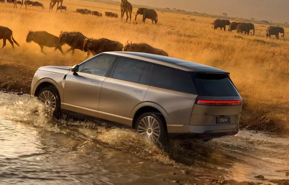 Xpeng GX được trang bị cửa cốp 2 mảnh và đèn hậu mỏng