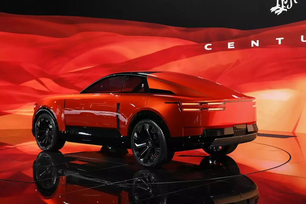 Toyota Century Coupe sẽ là mẫu xe vừa sang vừa bền bỉ