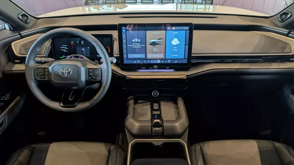 Khoang lái của Toyota Highlander 2026 