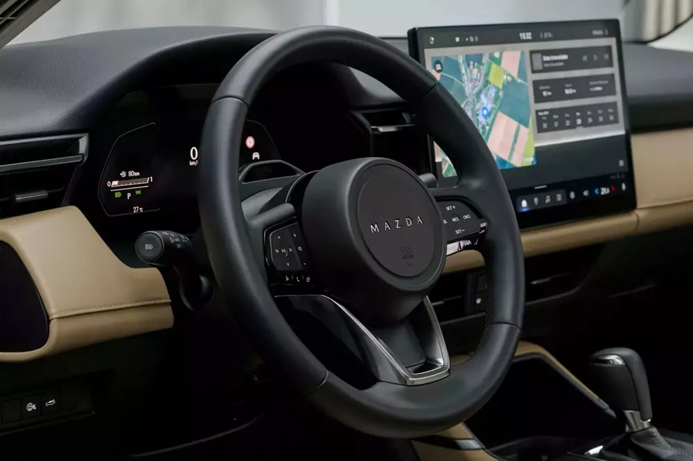 Mazda CX-5 2026 bị cắt giảm chi phí ở chi tiết ít người để ý, đó là chỉ khâu trên vô lăng