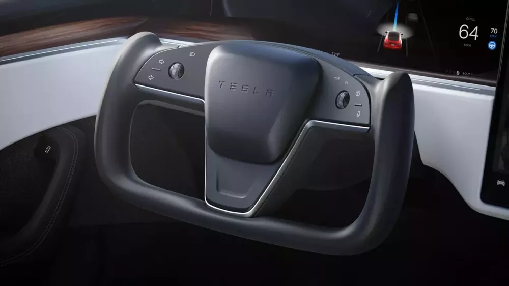 Sau tay nắm cửa ẩn, đến lượt vô lăng chữ nhật bị cấm cửa