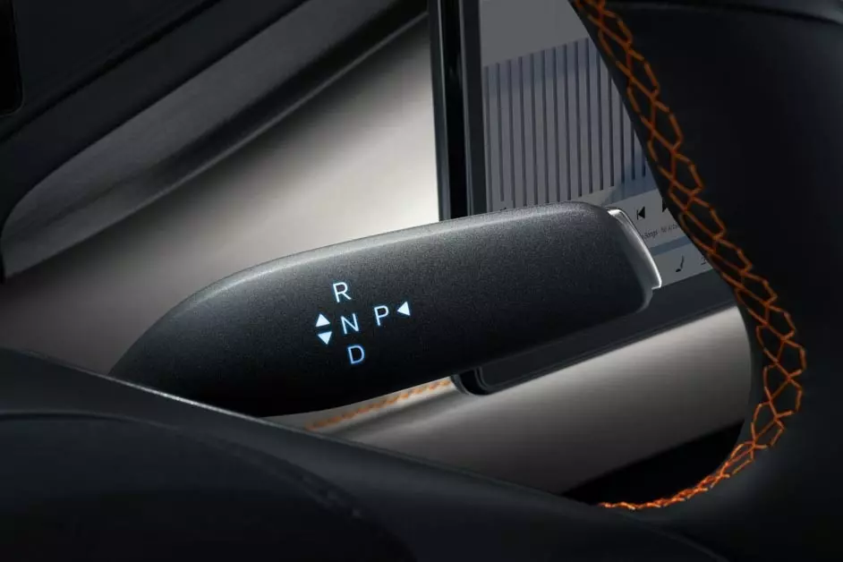 Cần số điện tử nằm sau vô lăng của BYD Atto 3 Evo Cần số điện tử nằm sau vô lăng của BYD Atto 3 Evo