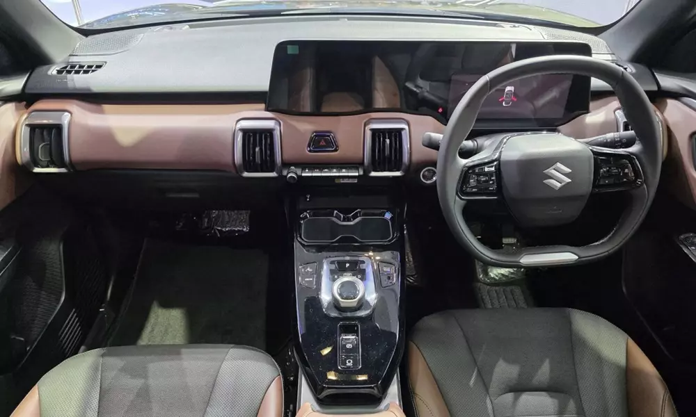 Khoang lái của Suzuki e Vitara 