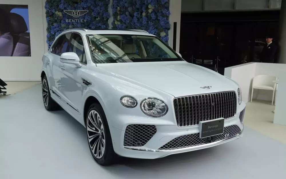 Ngắm hình ảnh bằng xương bằng thịt của Bentley Bentayga phiên bản dành cho phái nữ Ngắm hình ảnh bằng xương bằng thịt của Bentley Bentayga phiên bản dành cho phái nữ