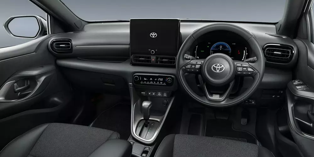 Khoang lái của Toyota Yaris 2026 bản cao cấp