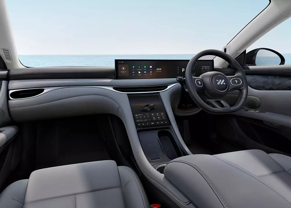 MG IM5 sở hữu màn hình 26,3 inch trải dài trên mặt táp-lô MG IM5 sở hữu màn hình 26,3 inch trải dài trên mặt táp-lô