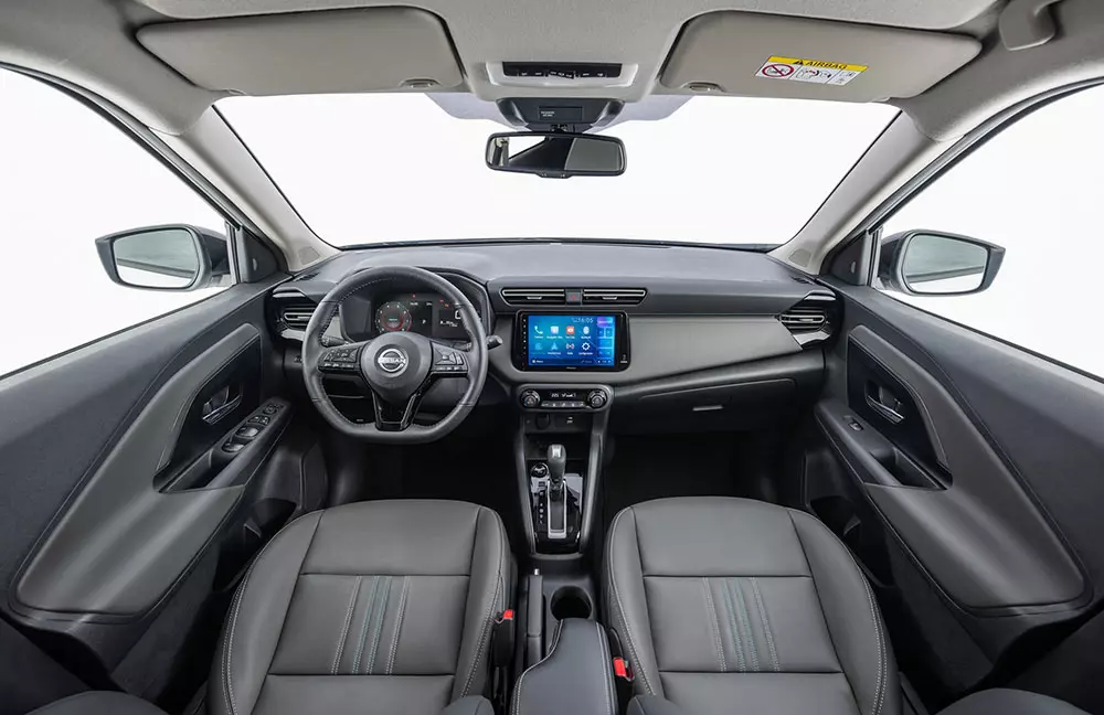 Khoang lái của Nissan Kicks 2026.