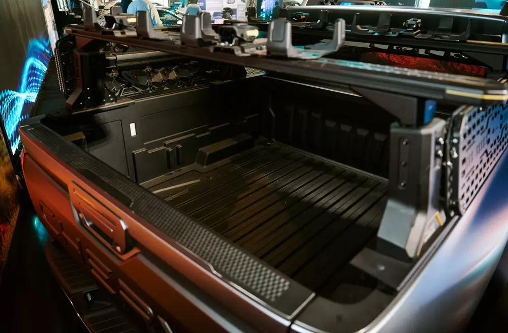 Thùng sau của Chery KP31 đi kèm thanh thể thao