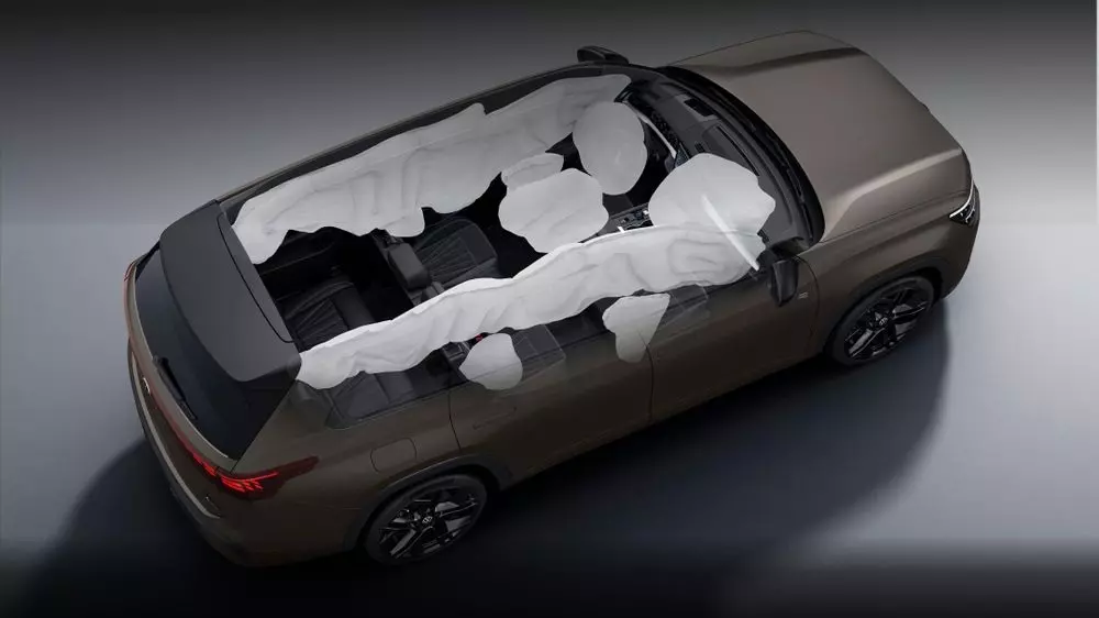 Volkswagen Teramont Pro được trang bị 9 túi khí