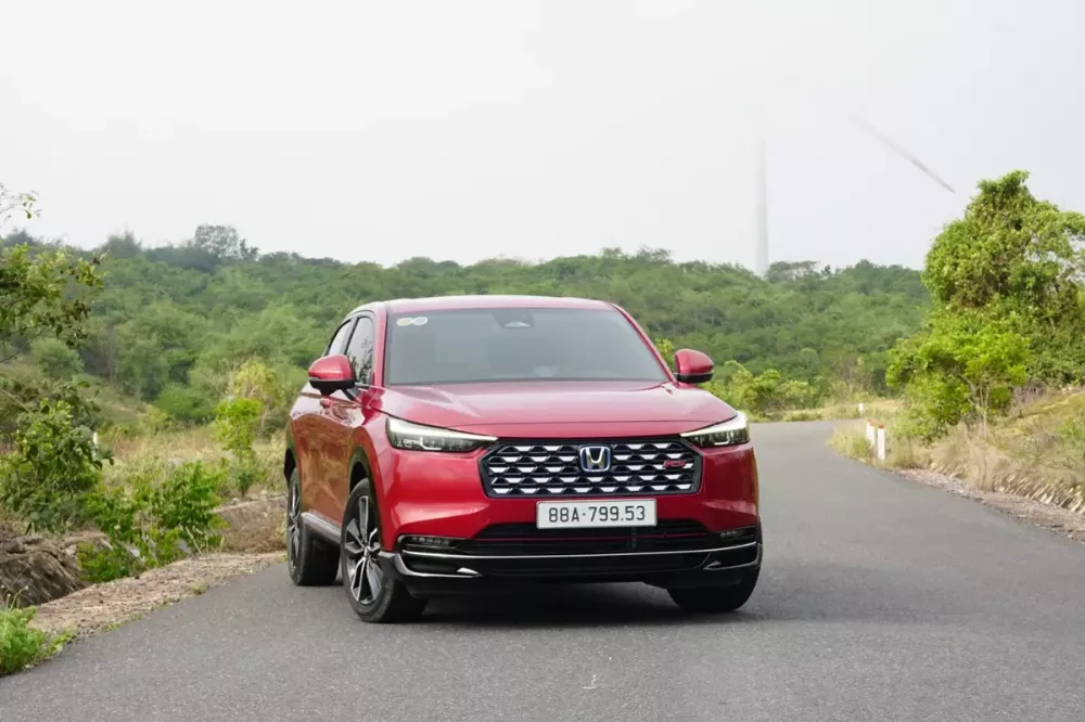 Honda HR-V bản cao cấp nhất được giảm giá niêm yết xuống còn 835 triệu đồng