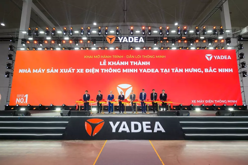 YADEA chính thức khánh thành nhà máy sản xuất xe máy điện, hợp tác chiến lược với Grab Việt Nam