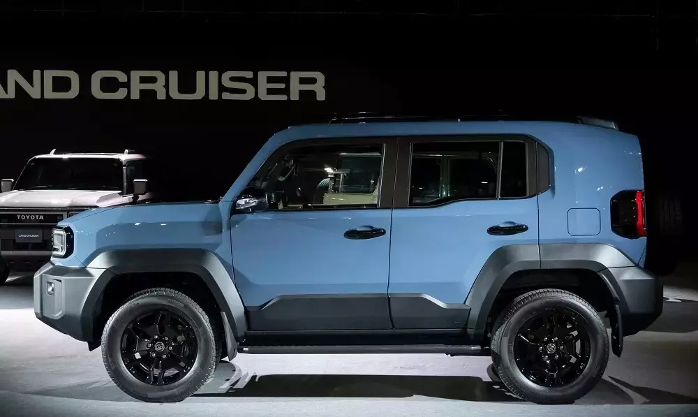 Toyota Land Cruiser FJ sở hữu chiều cao nổi bật