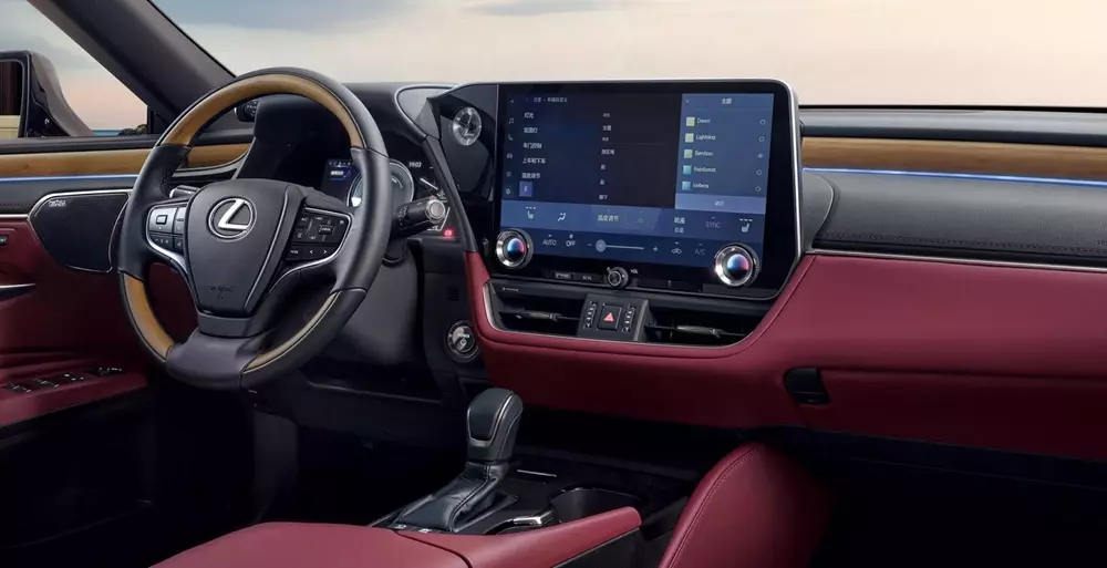 Khoang lái của Lexus ES 200 bản thường Khoang lái của Lexus ES 200 bản thường